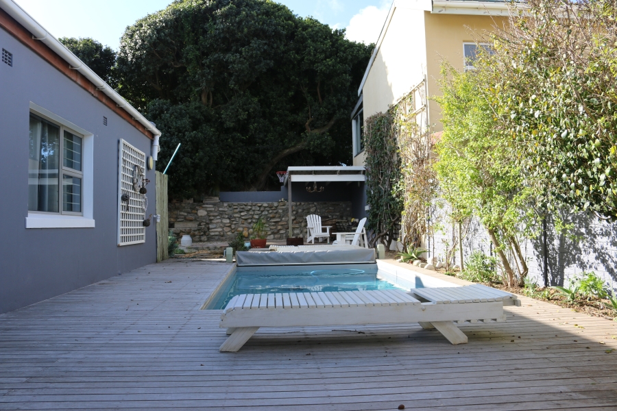To Let 3 Bedroom Property for Rent in Kommetjie Western Cape